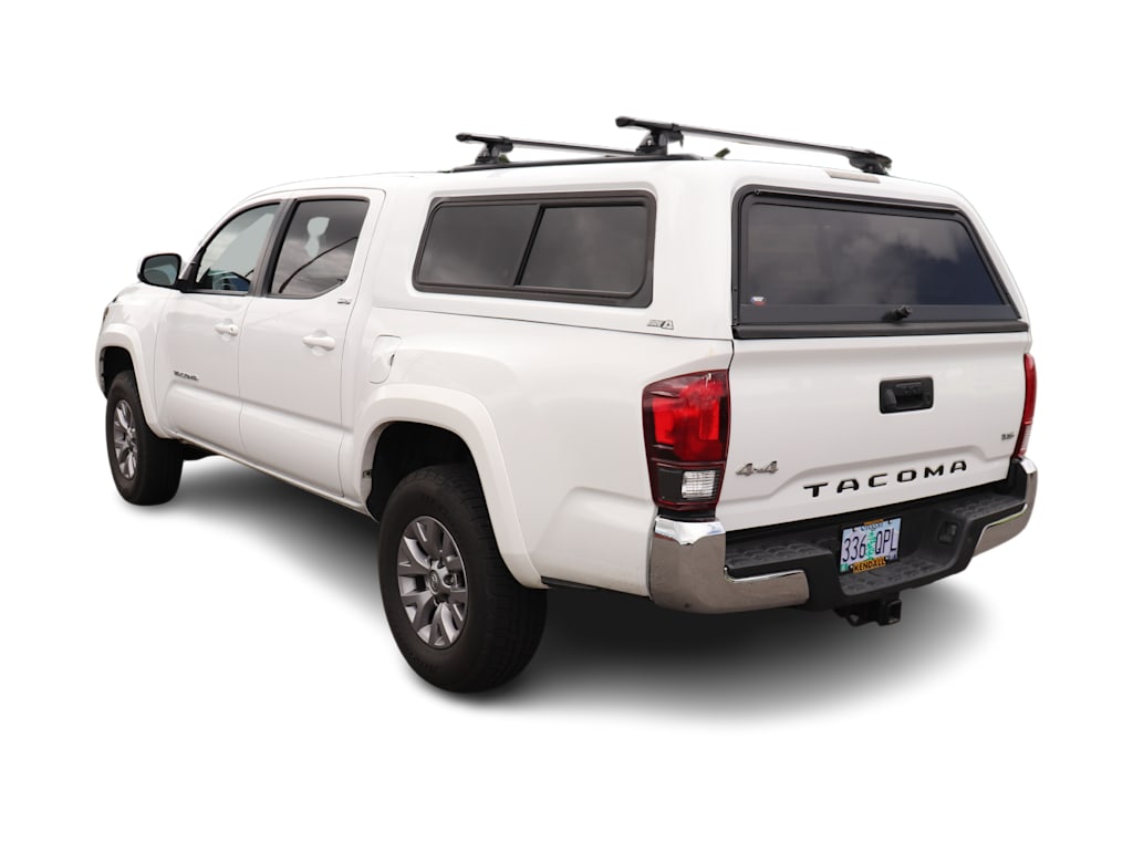 Thumbnail: 2018 Toyota Tacoma - 4