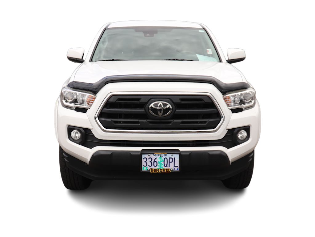 Thumbnail: 2018 Toyota Tacoma - 6