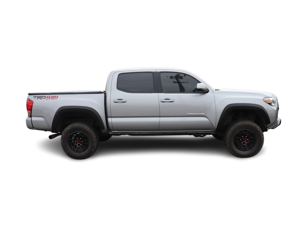 2017 Toyota Tacoma SR 10