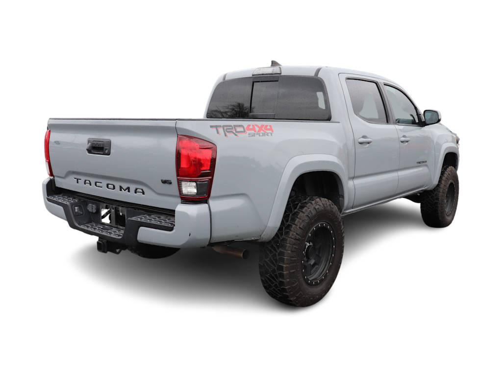 2019 Toyota Tacoma TRD Sport 11