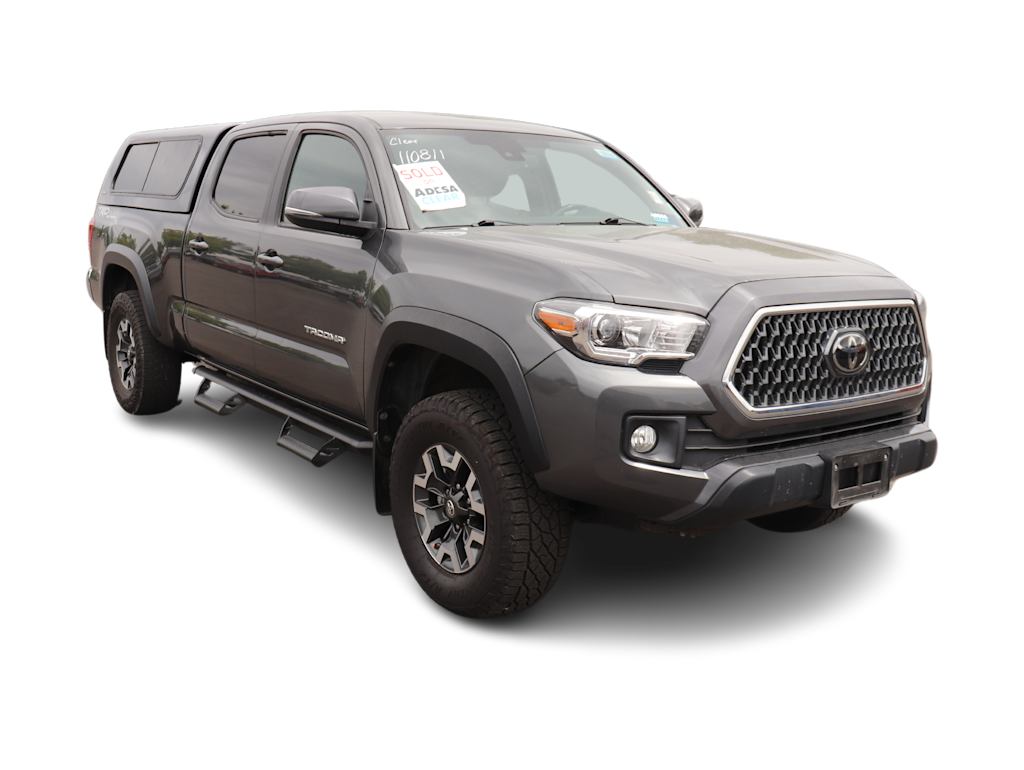 Thumbnail: 2018 Toyota Tacoma - 9