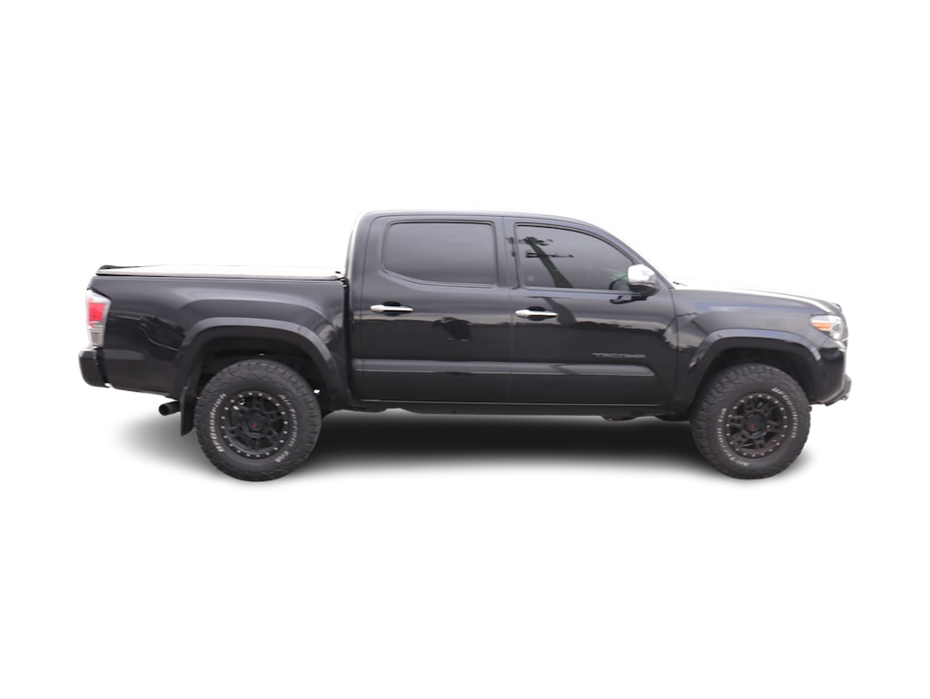 Thumbnail: 2016 Toyota Tacoma - 10