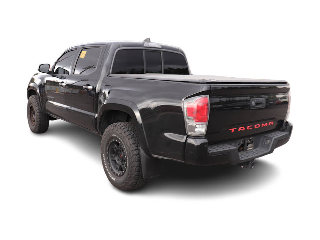 Thumbnail: 2016 Toyota Tacoma - 4