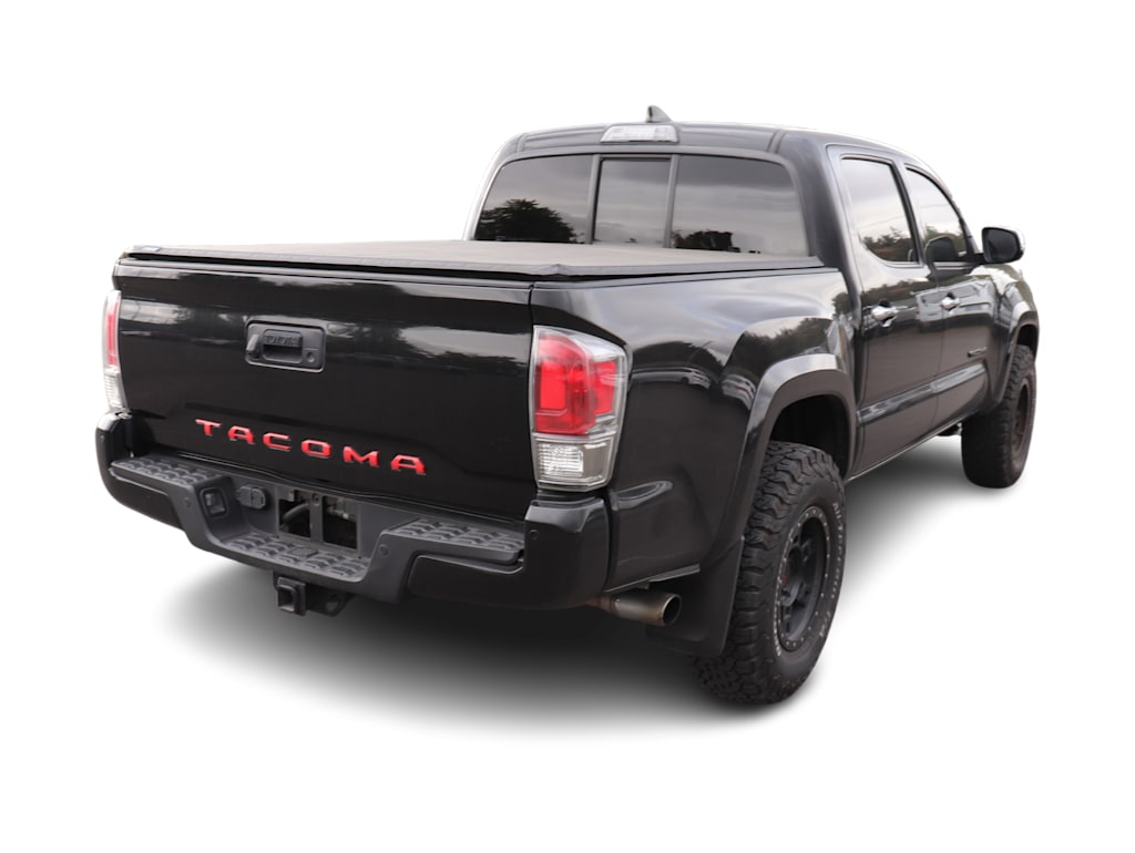 Thumbnail: 2016 Toyota Tacoma - 11