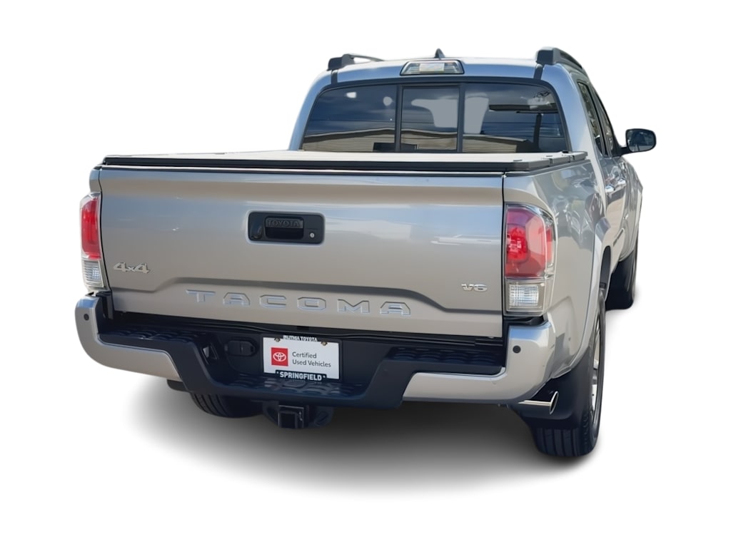 Thumbnail: 2016 Toyota Tacoma - 22