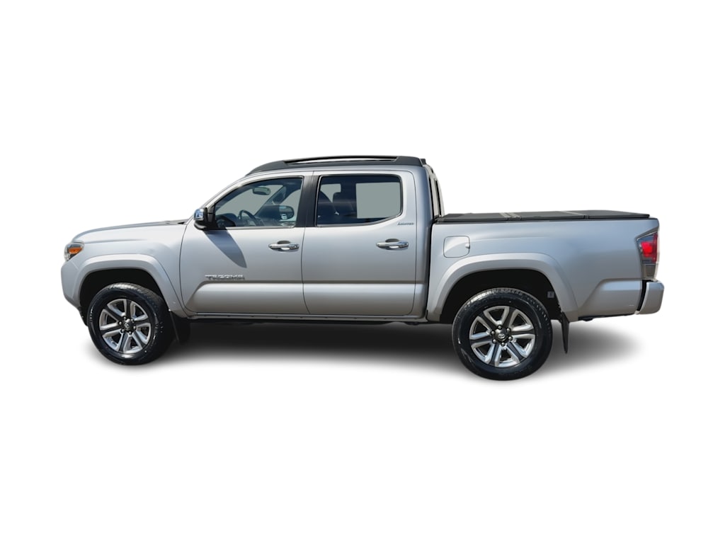 Thumbnail: 2016 Toyota Tacoma - 21