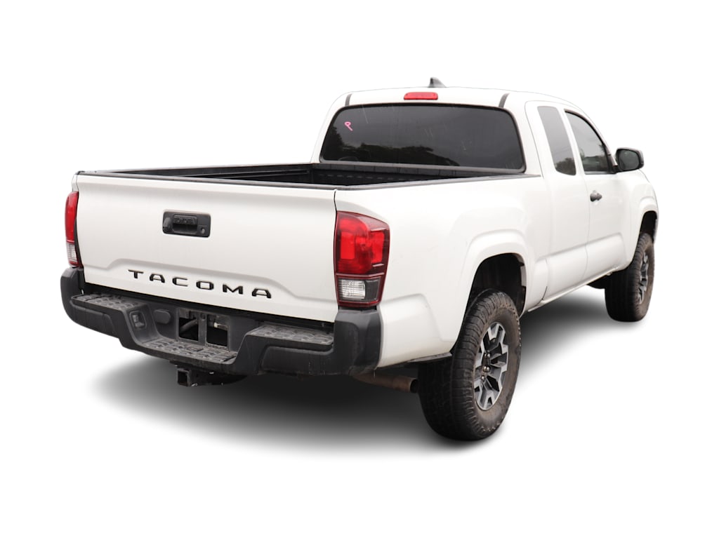 Thumbnail: 2022 Toyota Tacoma - 10