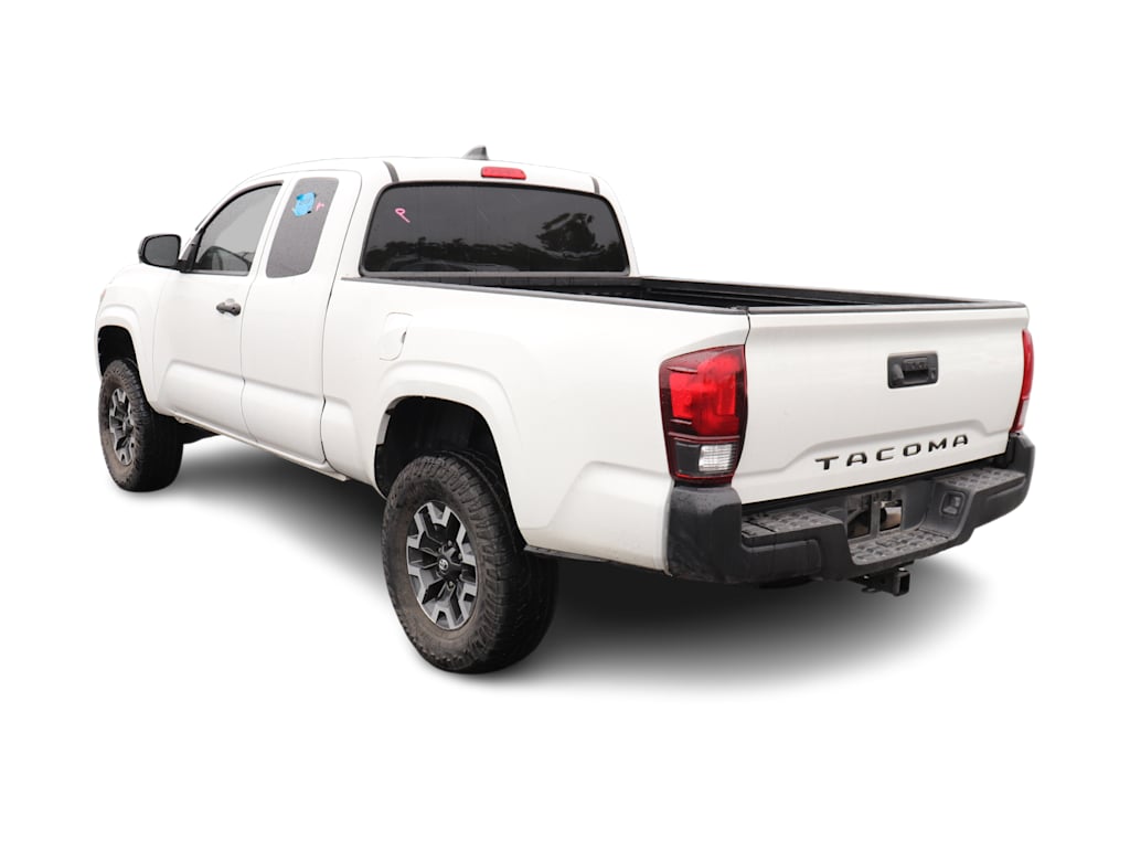 Thumbnail: 2022 Toyota Tacoma - 3