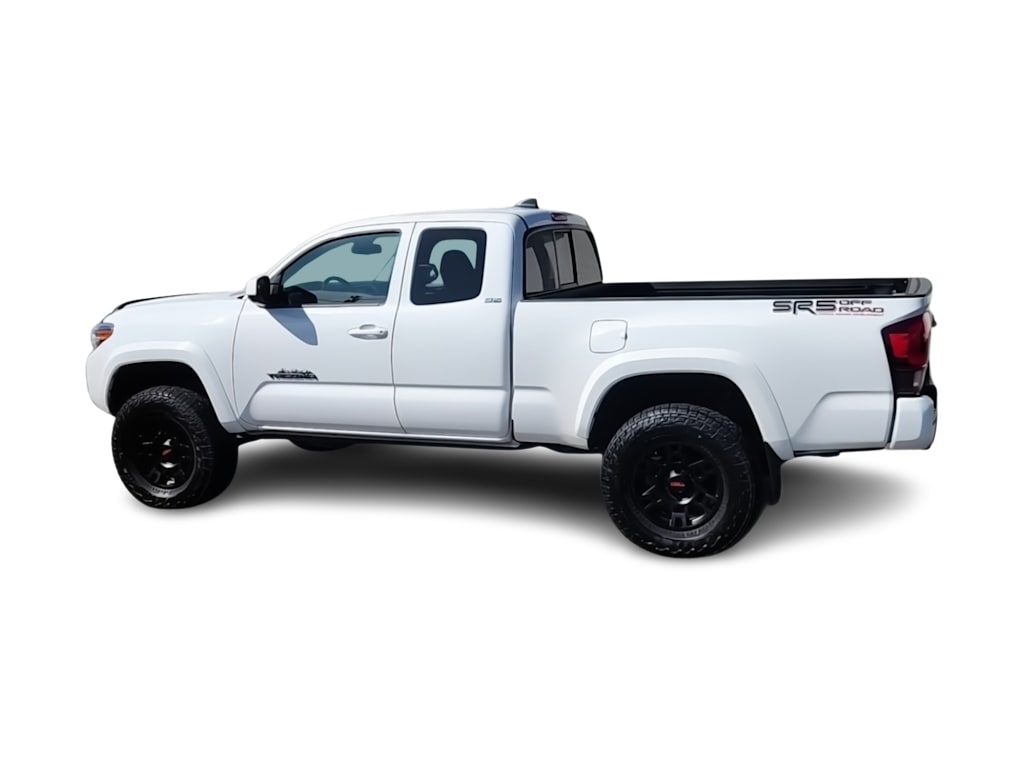 Thumbnail: 2022 Toyota Tacoma - 20