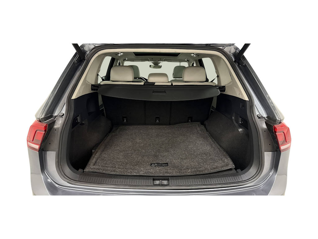 Thumbnail: 2021 Volkswagen Tiguan - 18