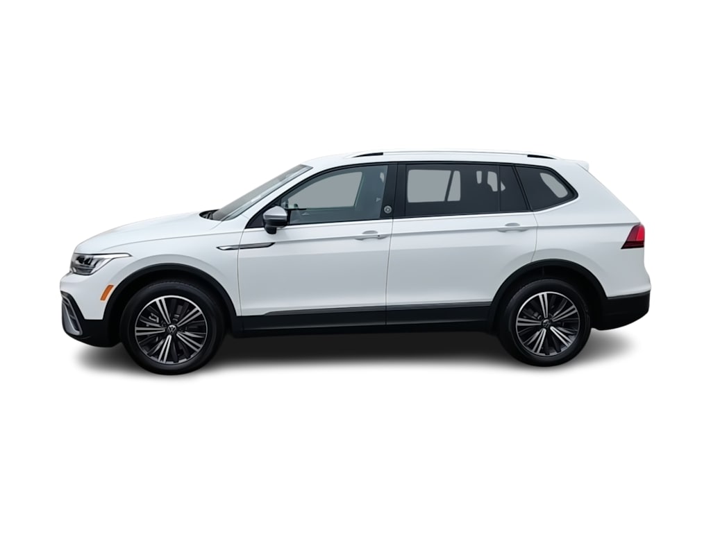 Thumbnail: 2024 Volkswagen Tiguan - 3