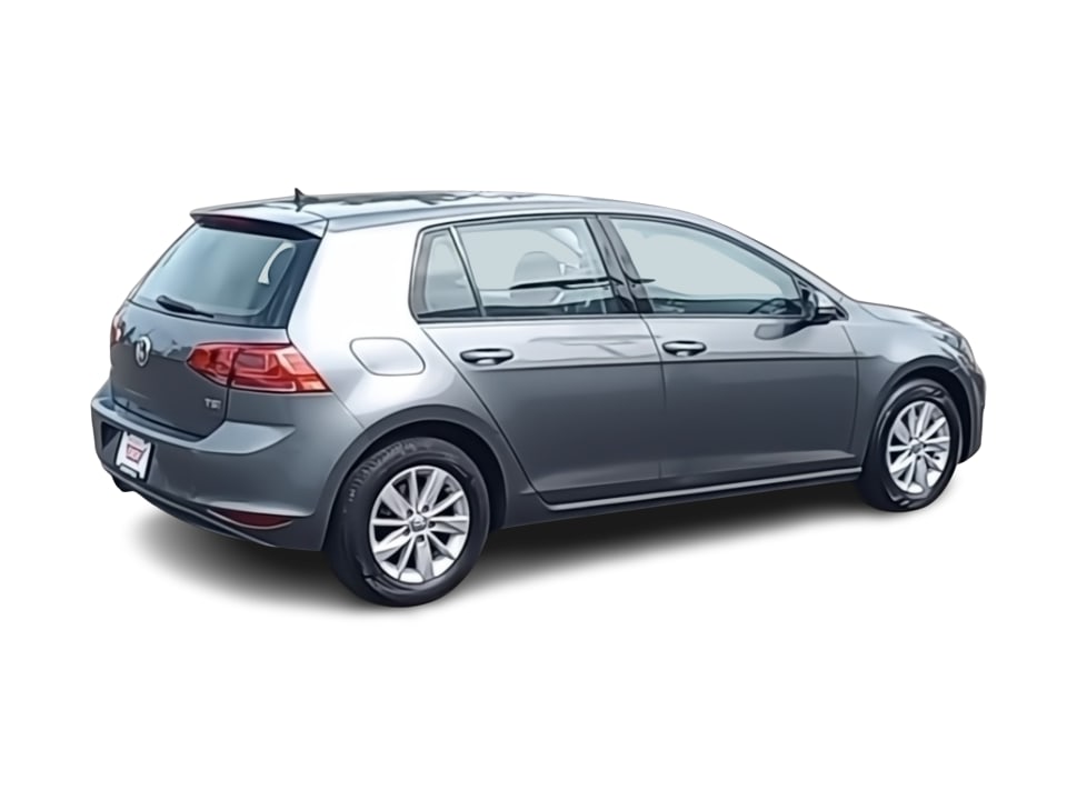 2015 Volkswagen Golf S 23