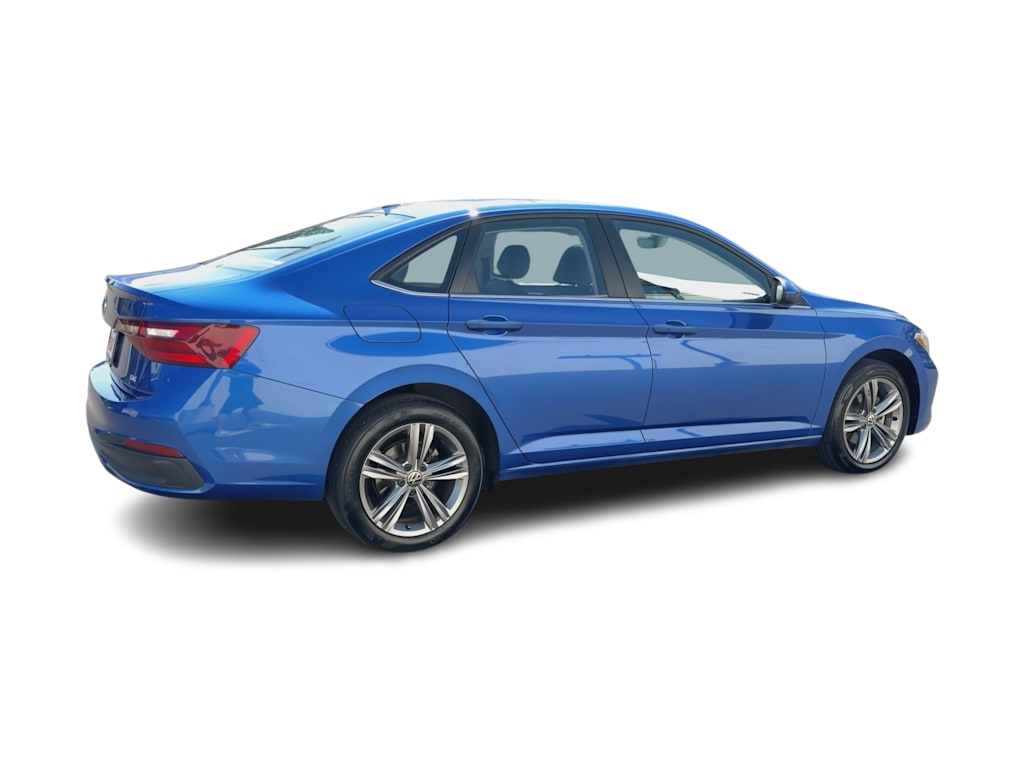 Thumbnail: 2024 Volkswagen Jetta - 23