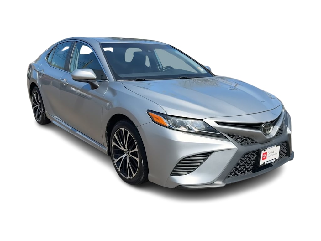 2019 Toyota Camry SE 21