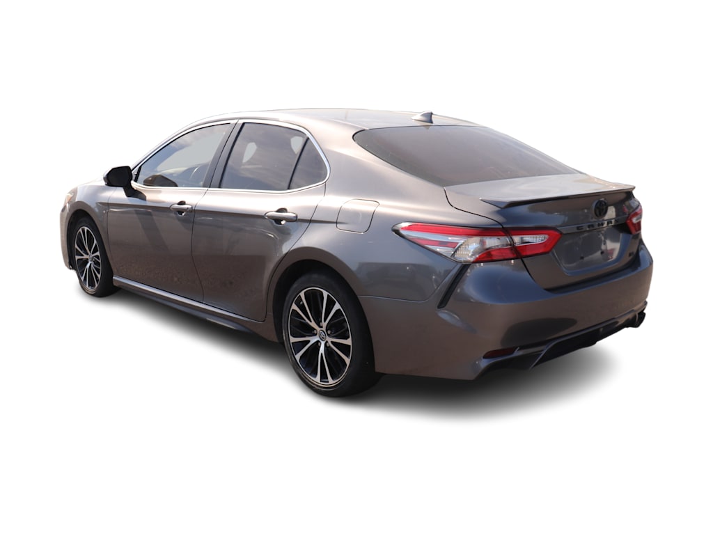 Thumbnail: 2019 Toyota Camry - 4