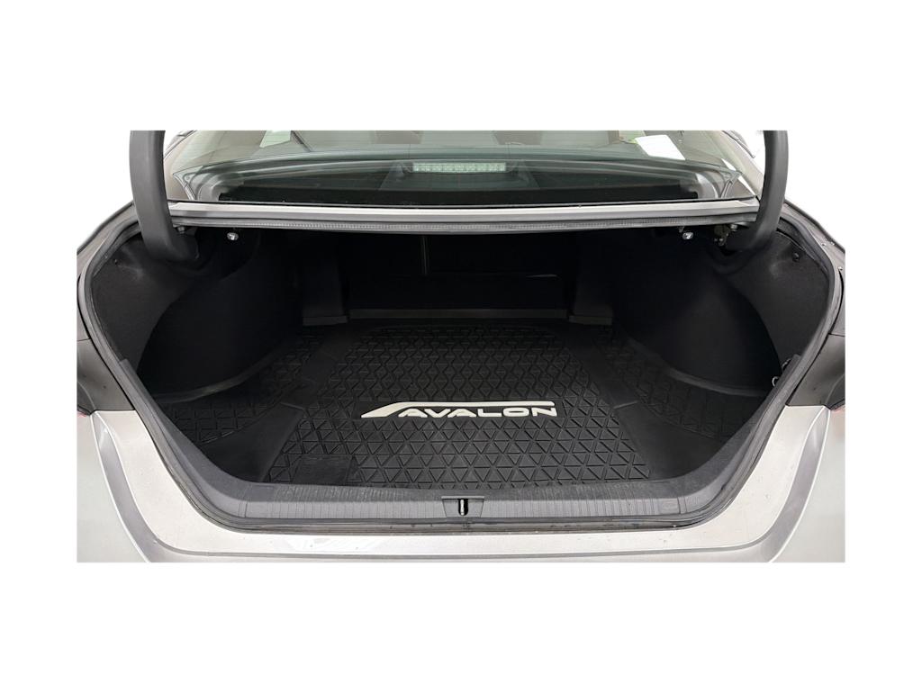 Thumbnail: 2019 Toyota Avalon - 18