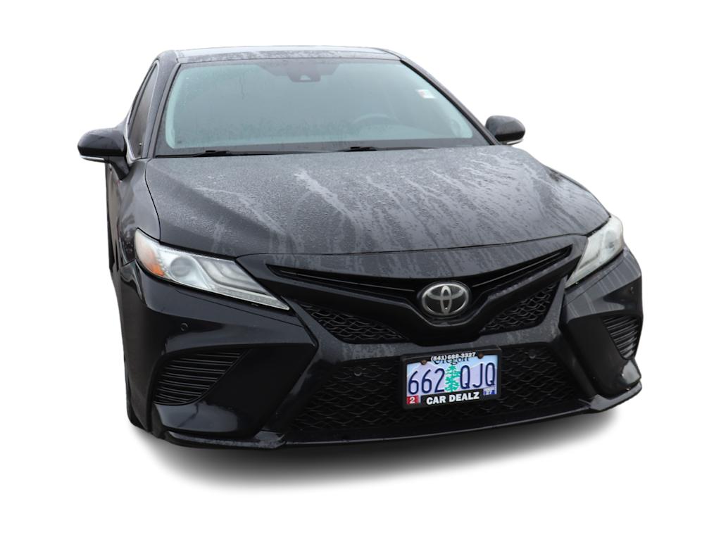 Thumbnail: 2018 Toyota Camry - 9