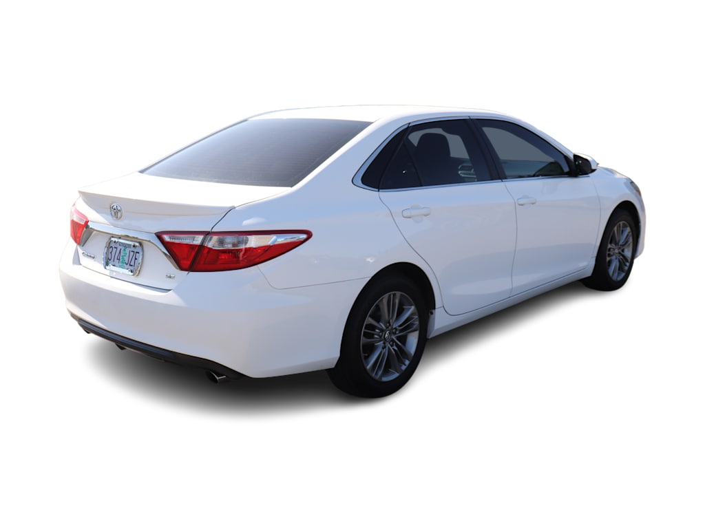 Thumbnail: 2017 Toyota Camry - 11