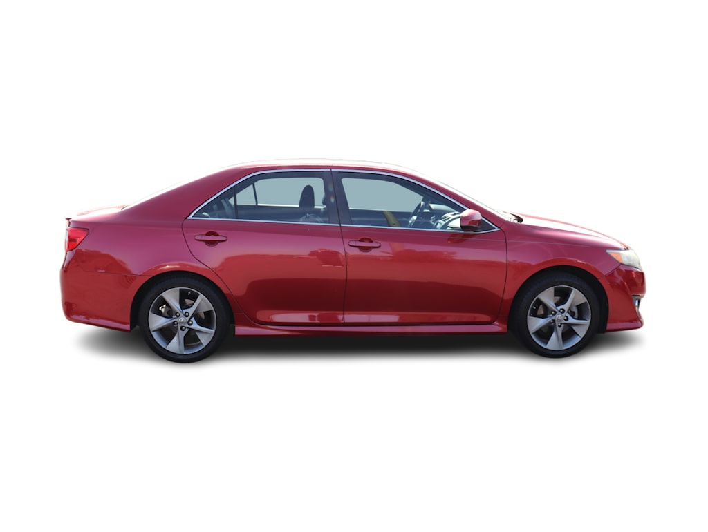 Thumbnail: 2014 Toyota Camry - 10