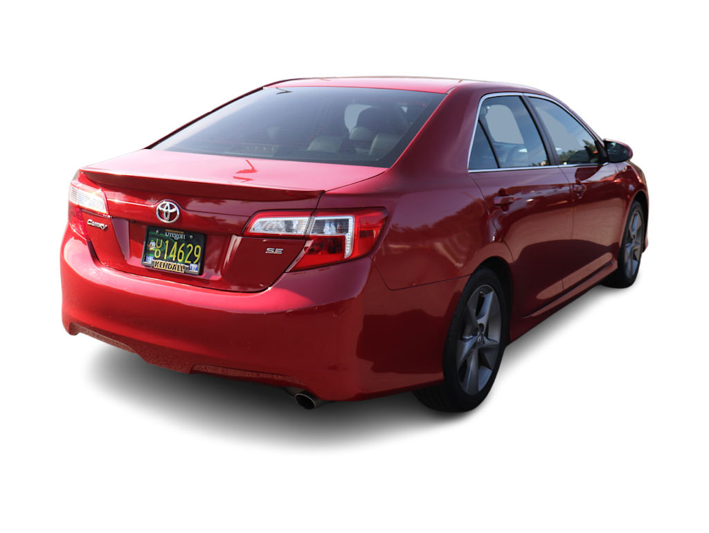 Thumbnail: 2014 Toyota Camry - 11