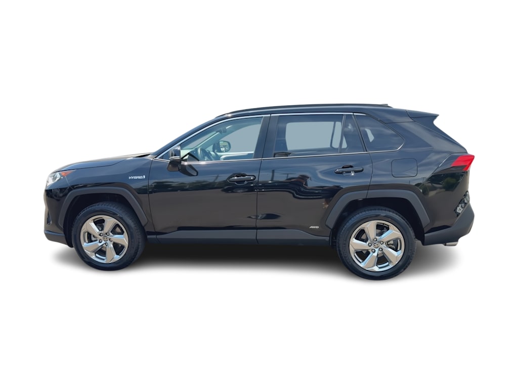 Thumbnail: 2021 Toyota RAV4 - 3