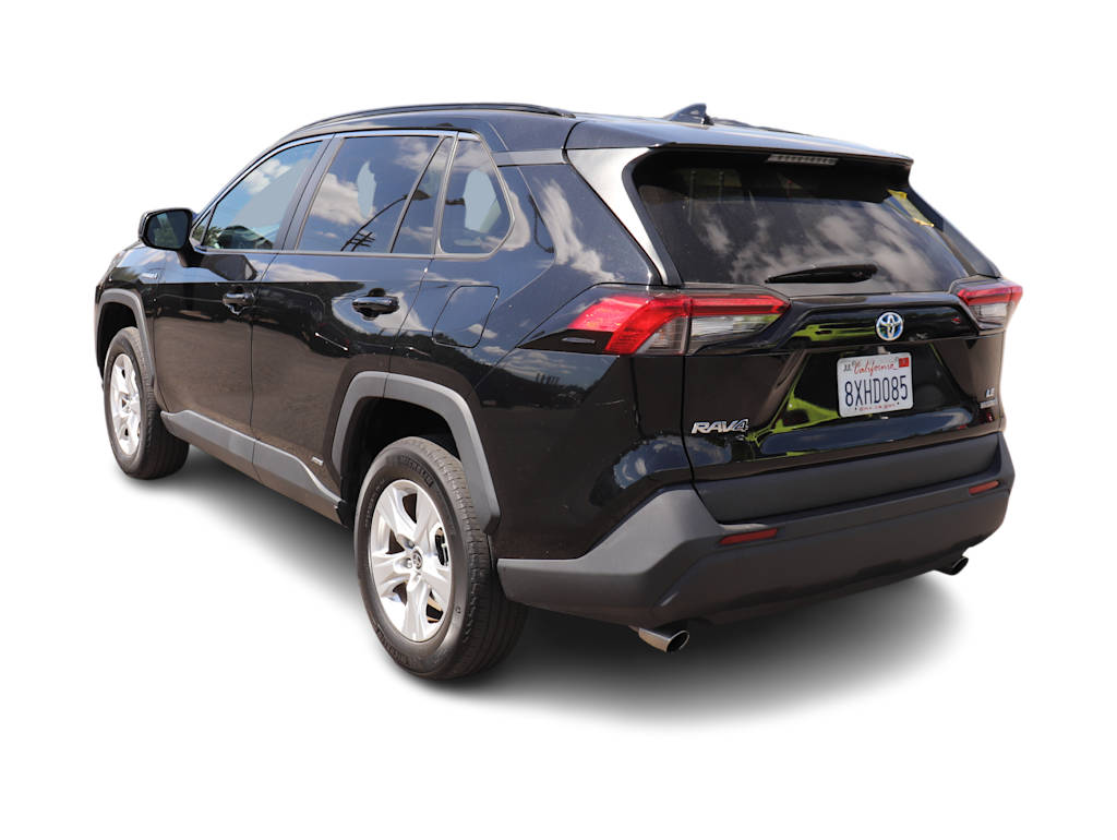 Thumbnail: 2021 Toyota RAV4 - 4
