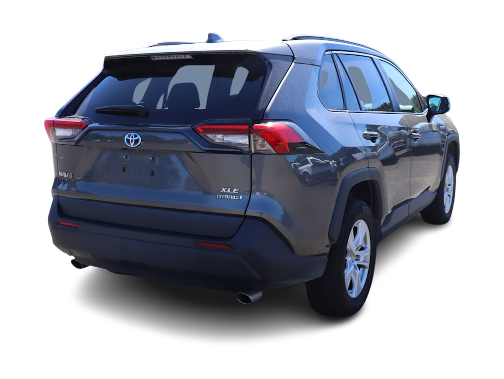 Thumbnail: 2021 Toyota RAV4 - 11