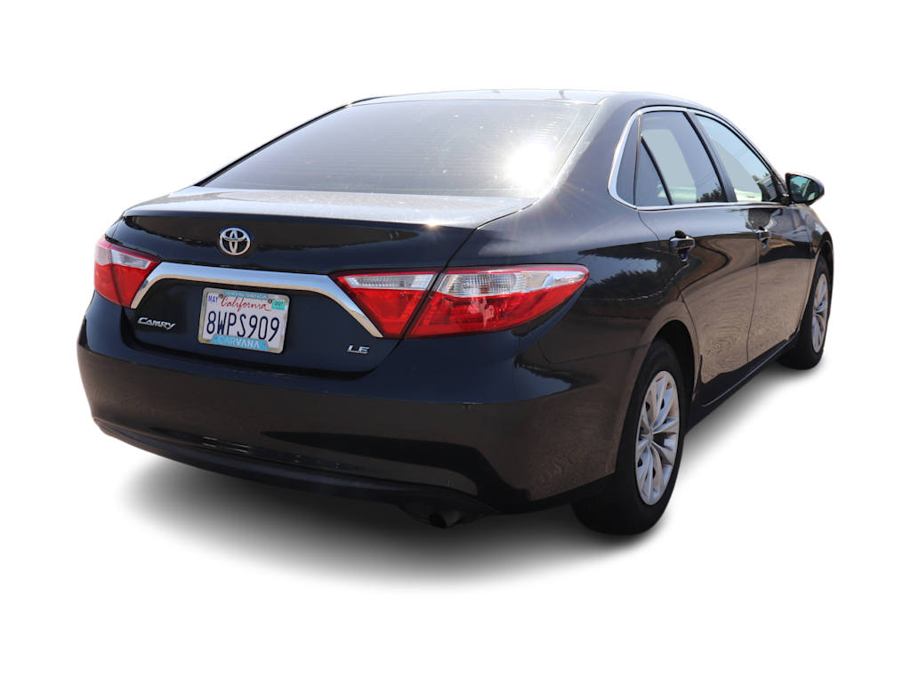 Thumbnail: 2015 Toyota Camry - 10