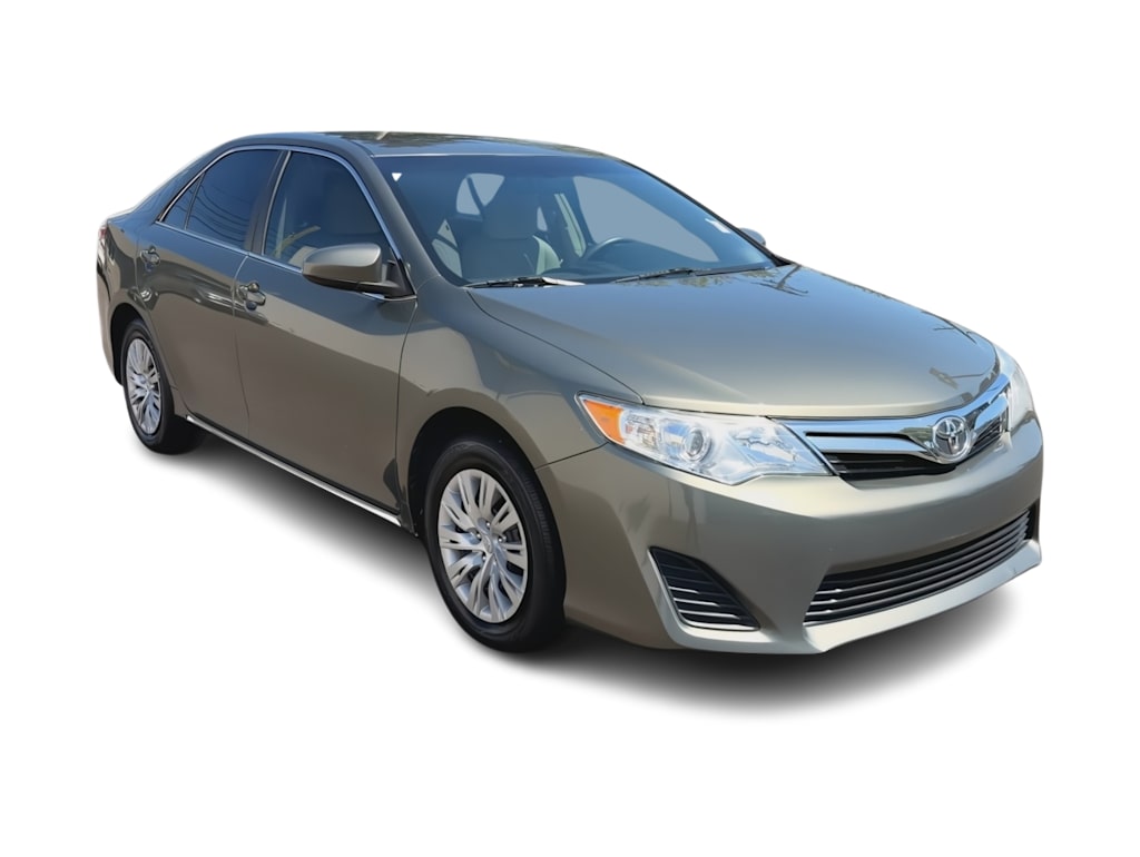 Thumbnail: 2014 Toyota Camry - 21