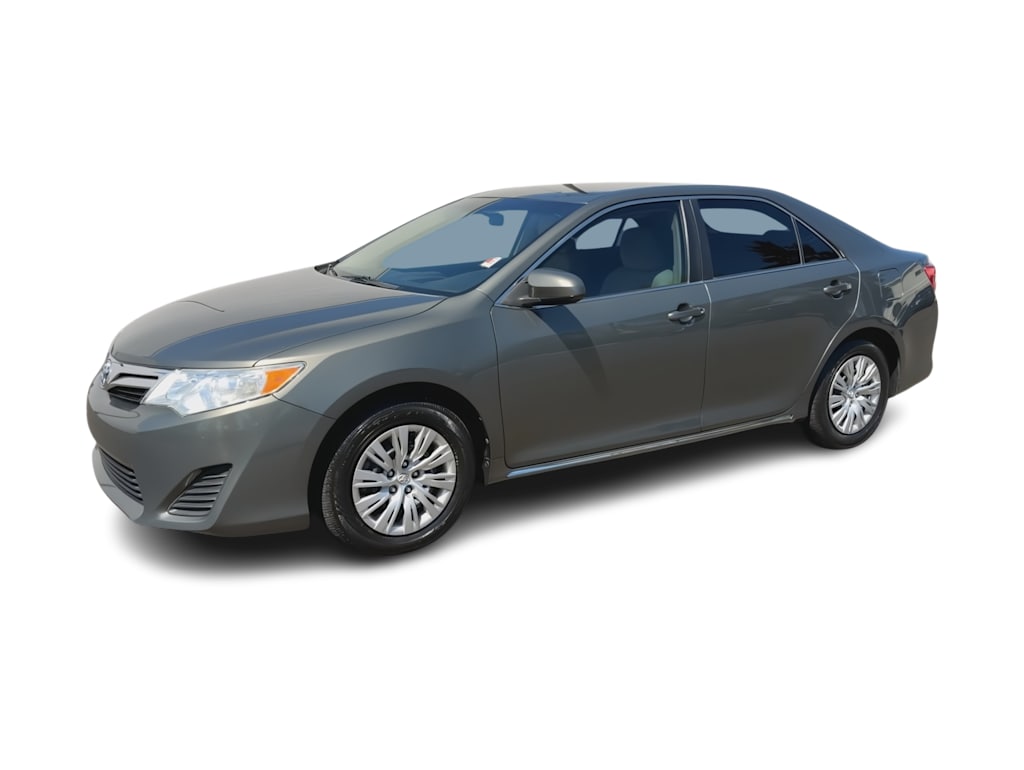 Thumbnail: 2014 Toyota Camry - 3