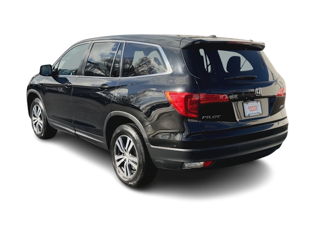 Thumbnail: 2017 Honda Pilot - 4