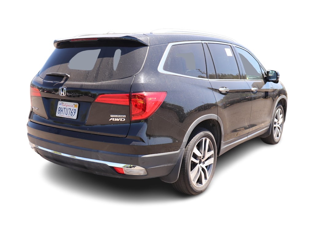 Thumbnail: 2018 Honda Pilot - 11