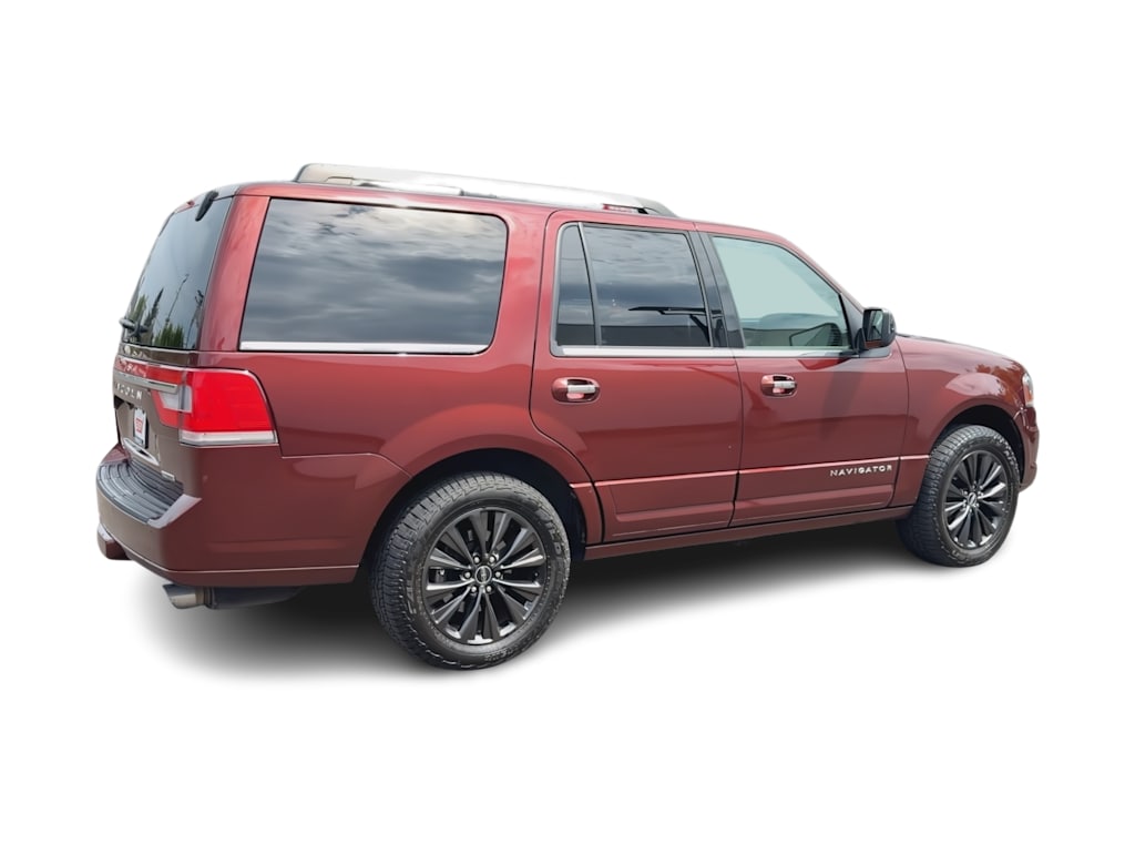 Thumbnail: 2015 Lincoln Navigator - 24