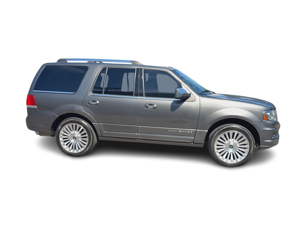 Thumbnail: 2016 Lincoln Navigator - 23