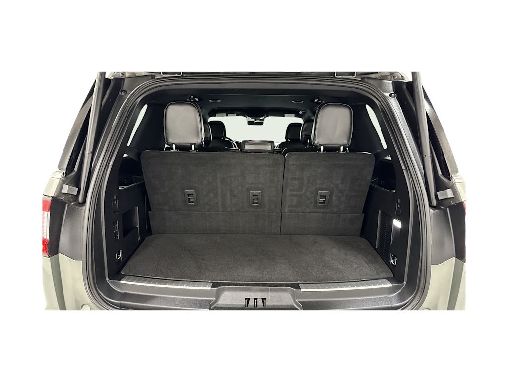 Thumbnail: 2019 Lincoln Navigator - 17