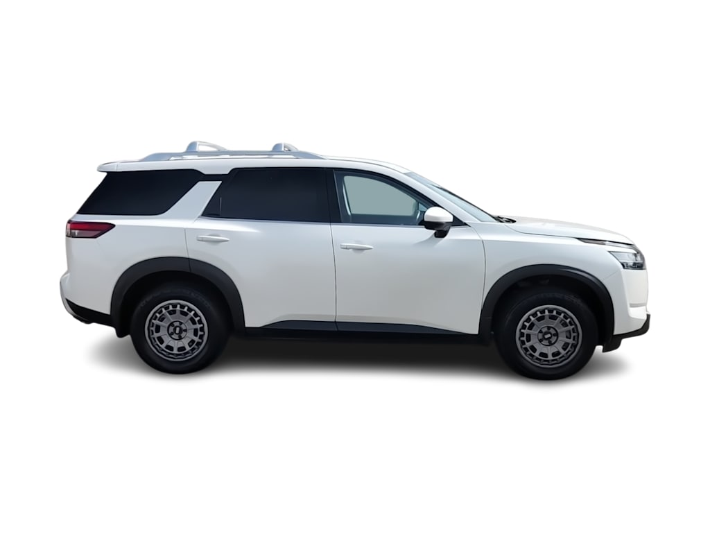 Thumbnail: 2024 Nissan Pathfinder - 24