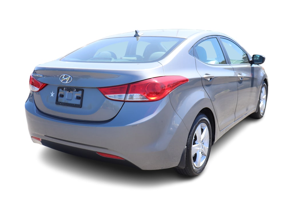 2013 Hyundai Elantra GLS 11