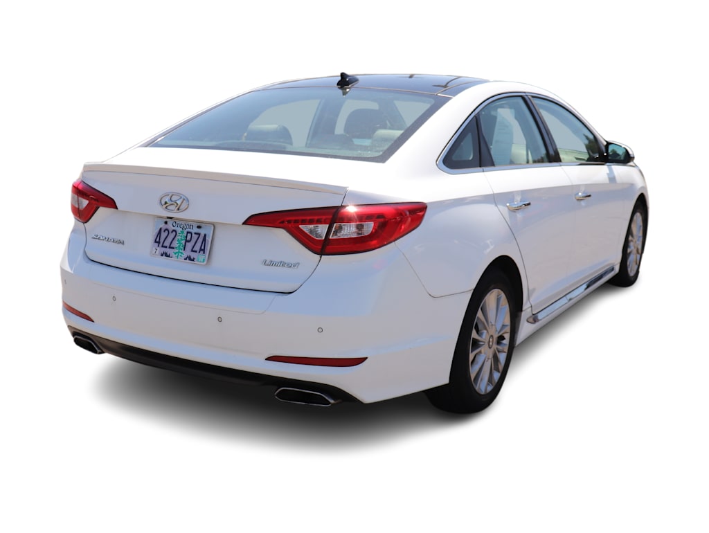 Thumbnail: 2015 Hyundai Sonata - 11