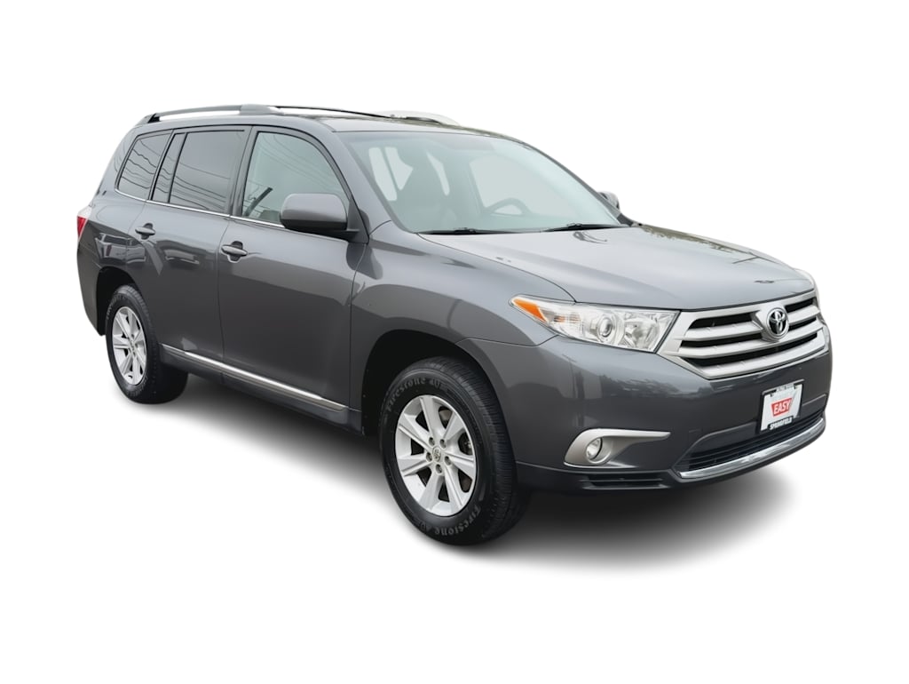 Thumbnail: 2013 Toyota Highlander - 21
