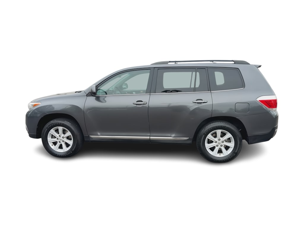 Thumbnail: 2013 Toyota Highlander - 3