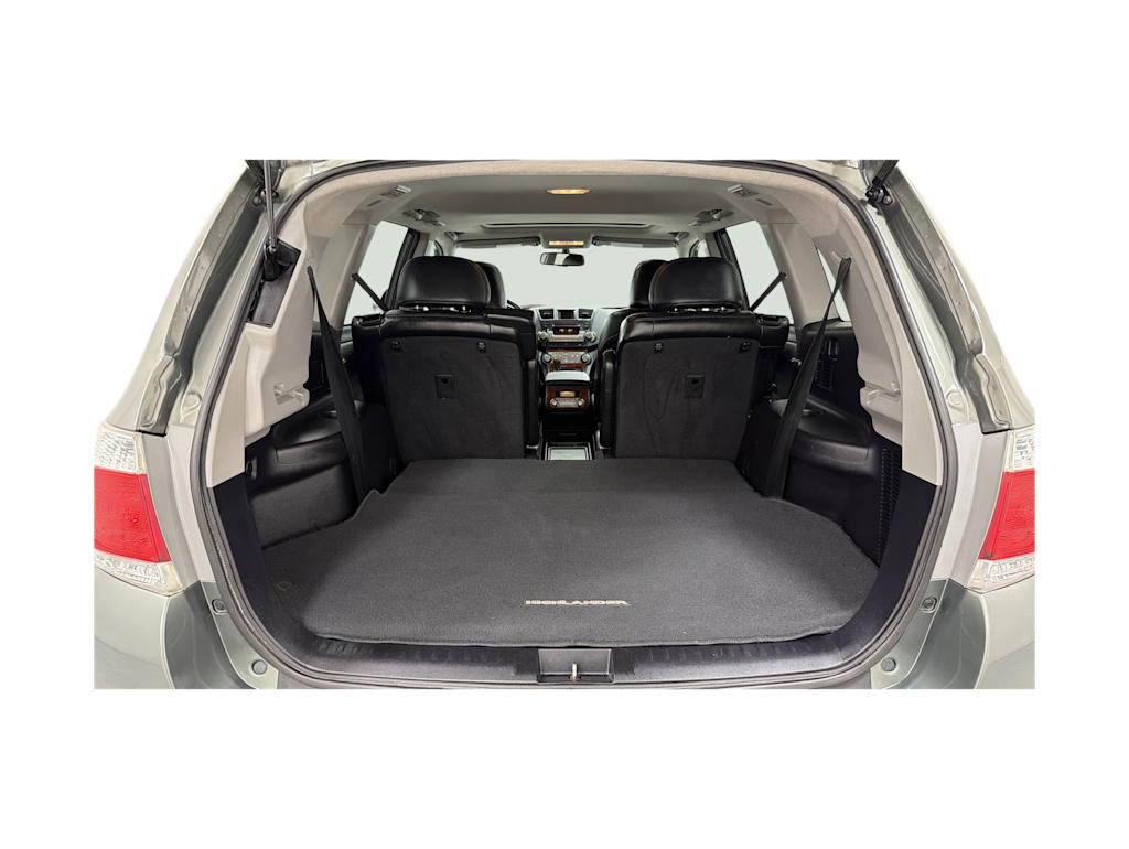 Thumbnail: 2011 Toyota Highlander - 18