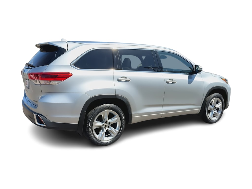 Thumbnail: 2018 Toyota Highlander - 24