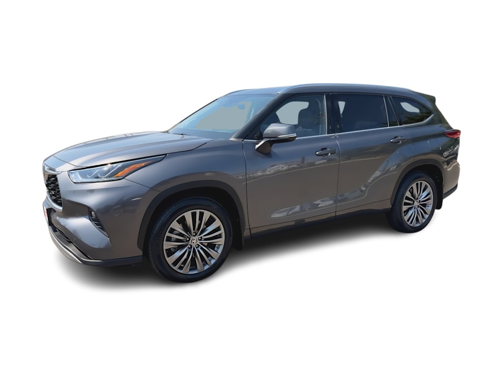 Thumbnail: 2021 Toyota Highlander - 3