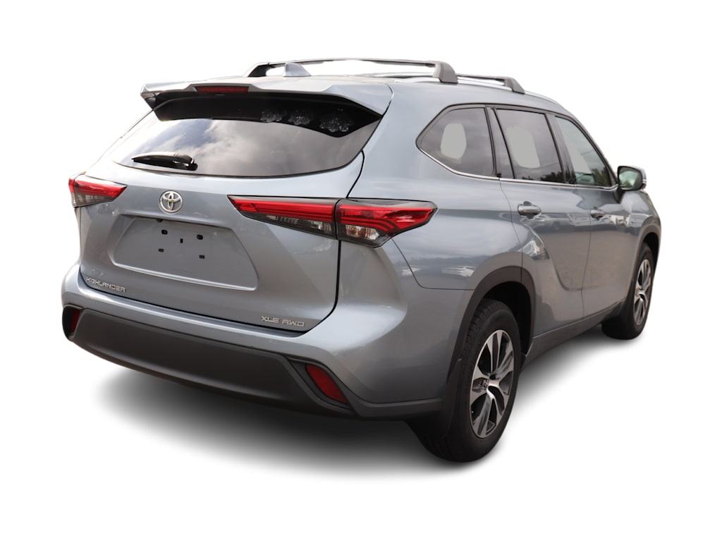 Thumbnail: 2021 Toyota Highlander - 11