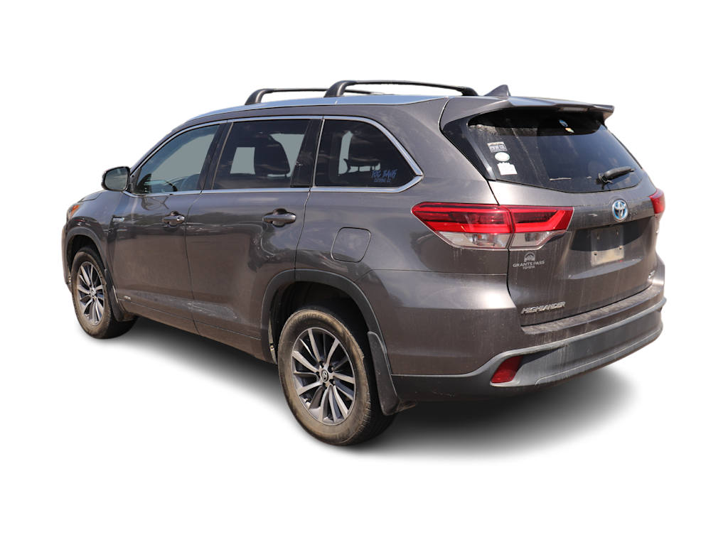 Thumbnail: 2017 Toyota Highlander - 4