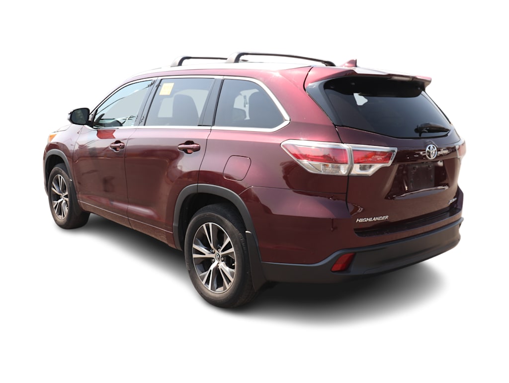 Thumbnail: 2016 Toyota Highlander - 4