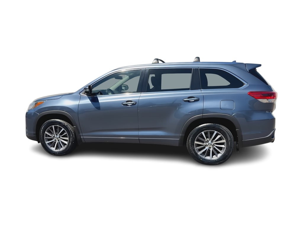 Thumbnail: 2018 Toyota Highlander - 21