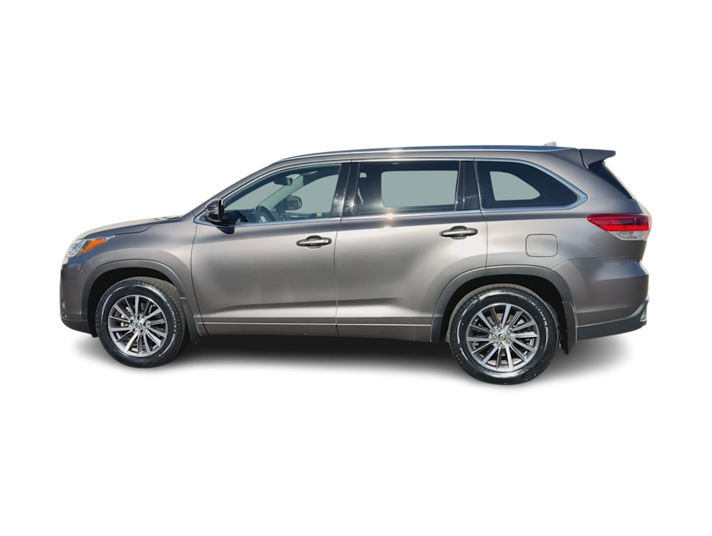 Thumbnail: 2018 Toyota Highlander - 22