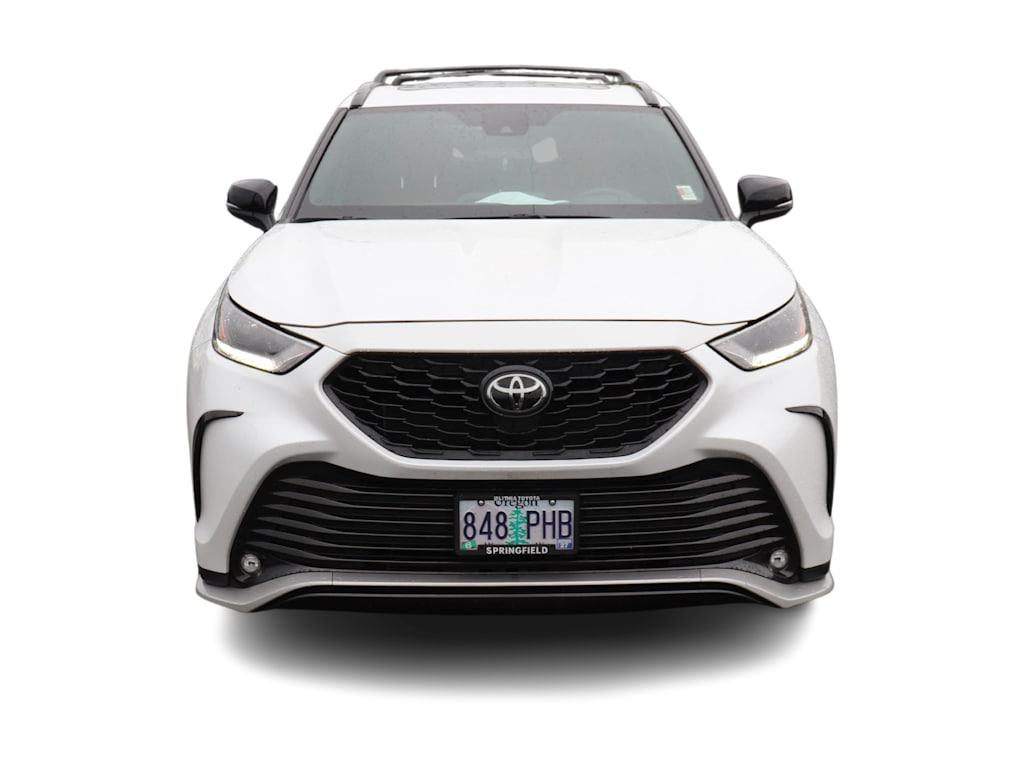 Thumbnail: 2023 Toyota Highlander - 6