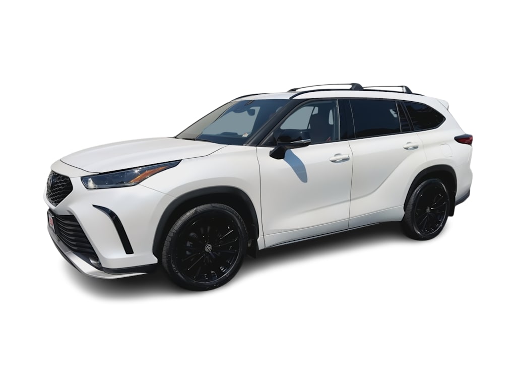 Thumbnail: 2023 Toyota Highlander - 22